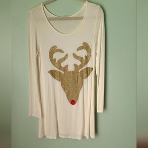 12 pm by Mon Ami size medium color  cream,gold glitter, red glitter.